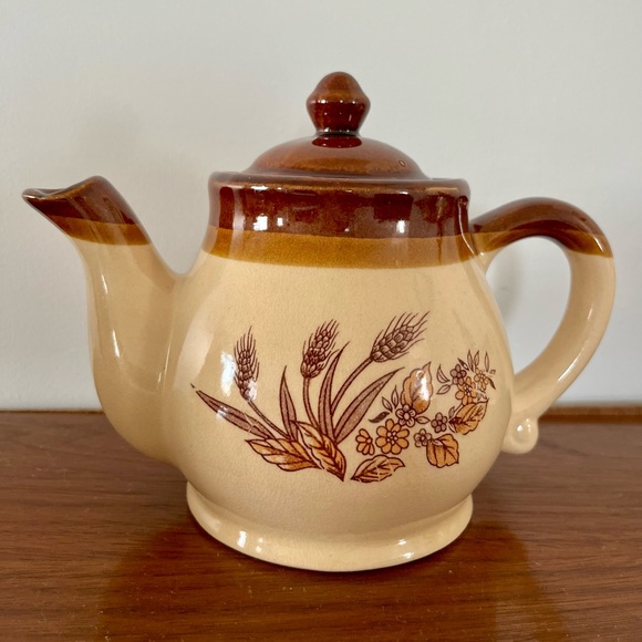 Complete Set with Original Box- 9 Pcs Vintage Wheat Maple Leaf Stoneware Tea Set - Picture 7 of 10